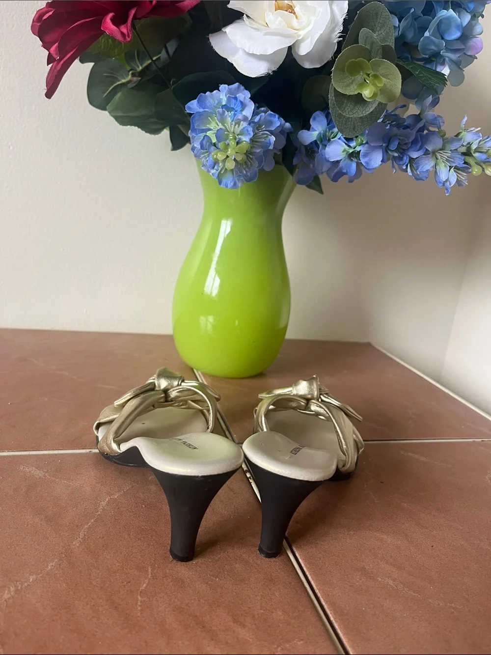 Athena Alexander Gold Knot-Front Slip-On Sandals